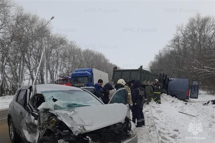 Три человека погибли в кошмарной аварии на Карачевского